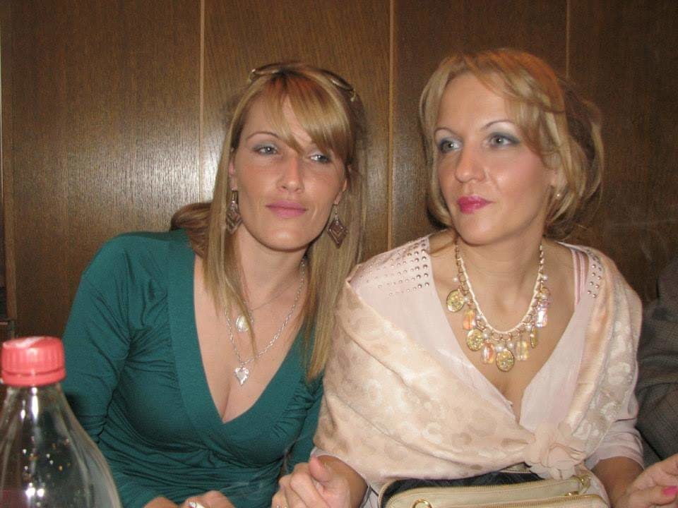 Milfs caliente iii
 #94141112