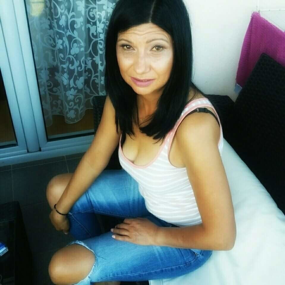 Milfs caliente iii
 #94141142