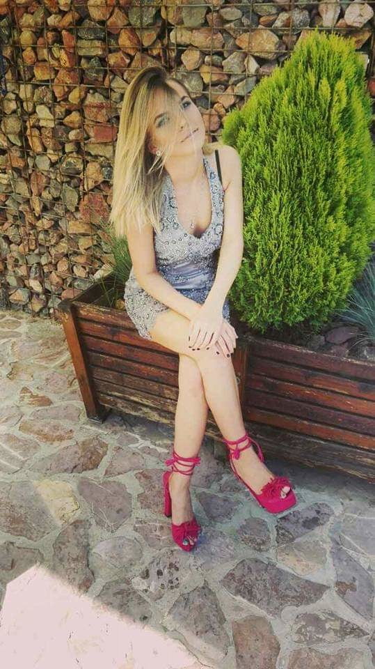 Milfs caliente iii
 #94141163