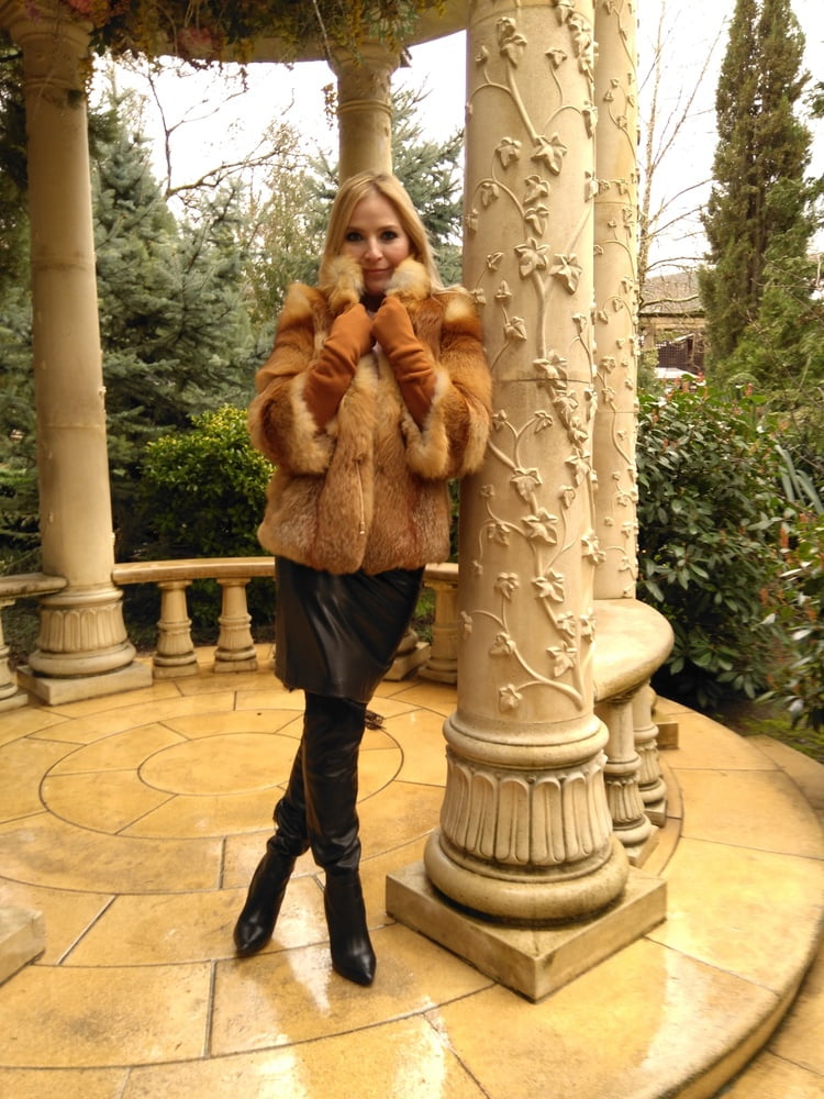 Heiße Mutter geboren, um eine Hure zu sein foreverexpose 36
 #100063563