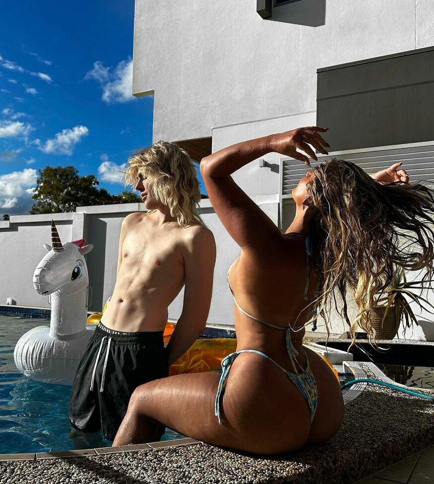 Karina Irby desnuda #108729770