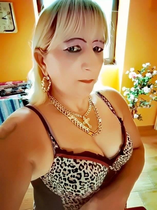Gyongyi Mojzner ... Faceb #100338191