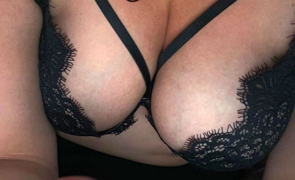 Curvy amateur sexy body nice tits
 #96966276