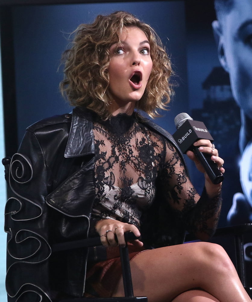 Camren Bicondova hot pics #105287975