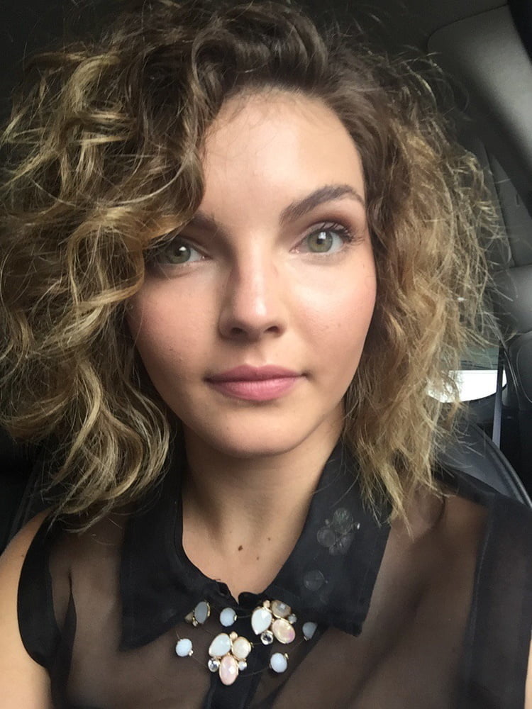 Camren Bicondova hot pics #105288095