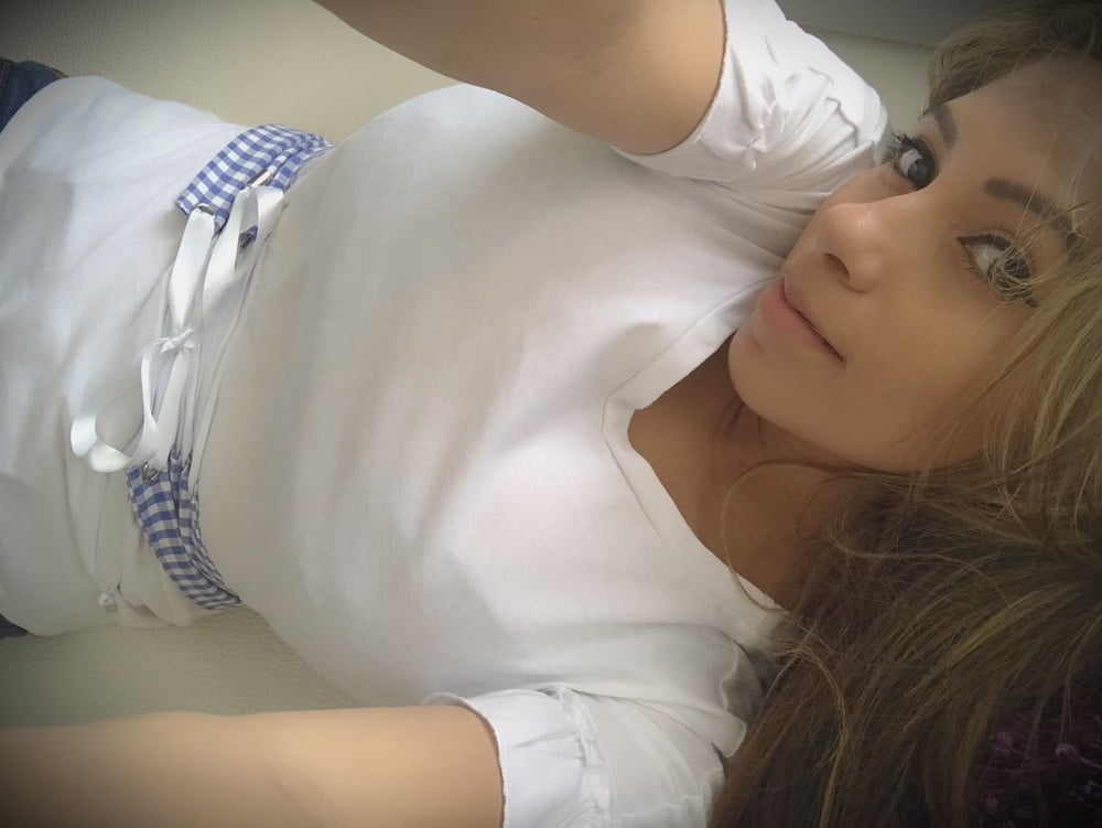 Niley hott
 #98626640