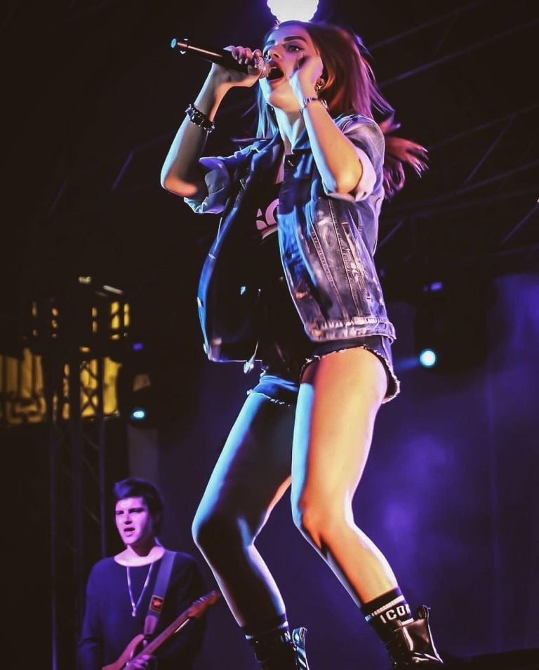 Annalisa scarrone
 #96294472