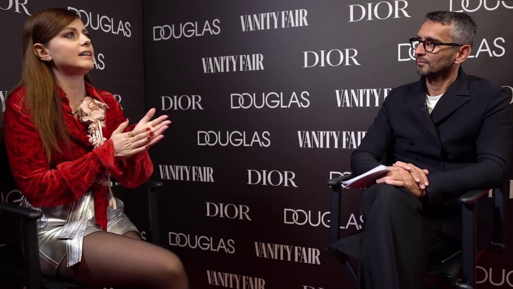 Annalisa scarrone
 #96294486