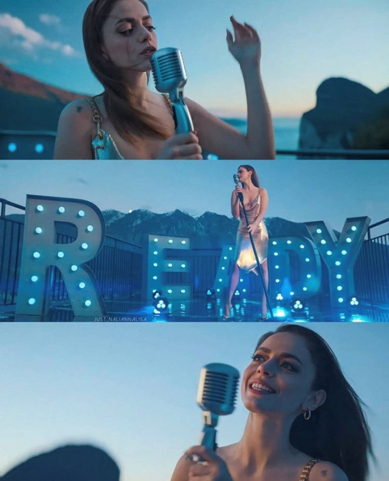 Annalisa scarrone
 #96294504