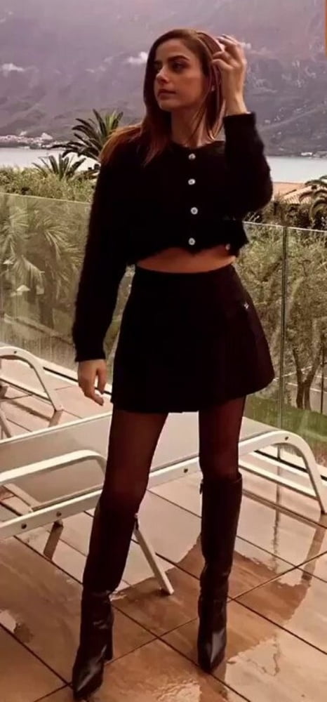 Annalisa scarrone
 #96294513