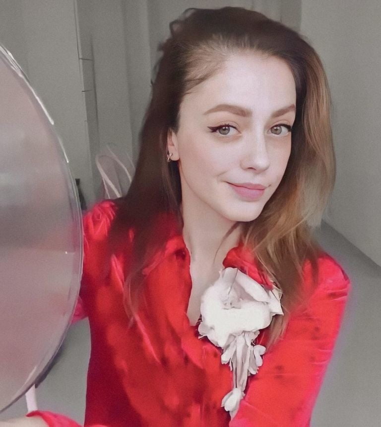 Annalisa scarrone
 #96294516