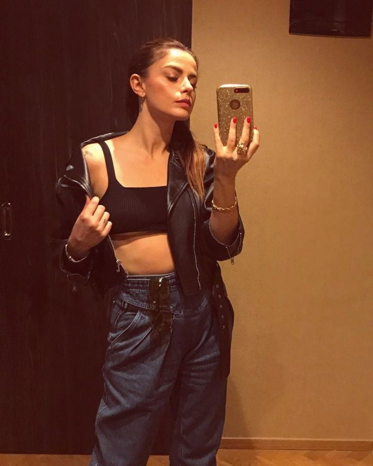 Annalisa scarrone
 #96294615