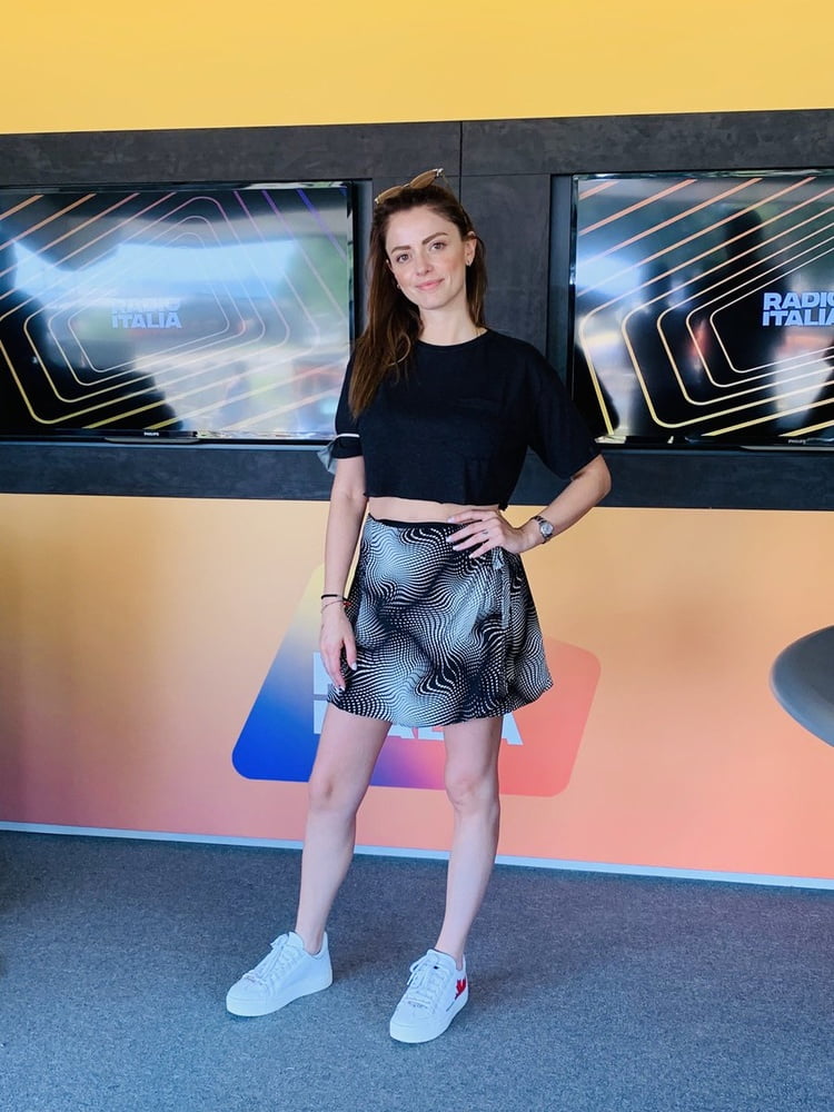 Annalisa scarrone
 #96294770