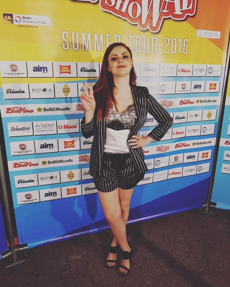 Annalisa scarrone
 #96294803