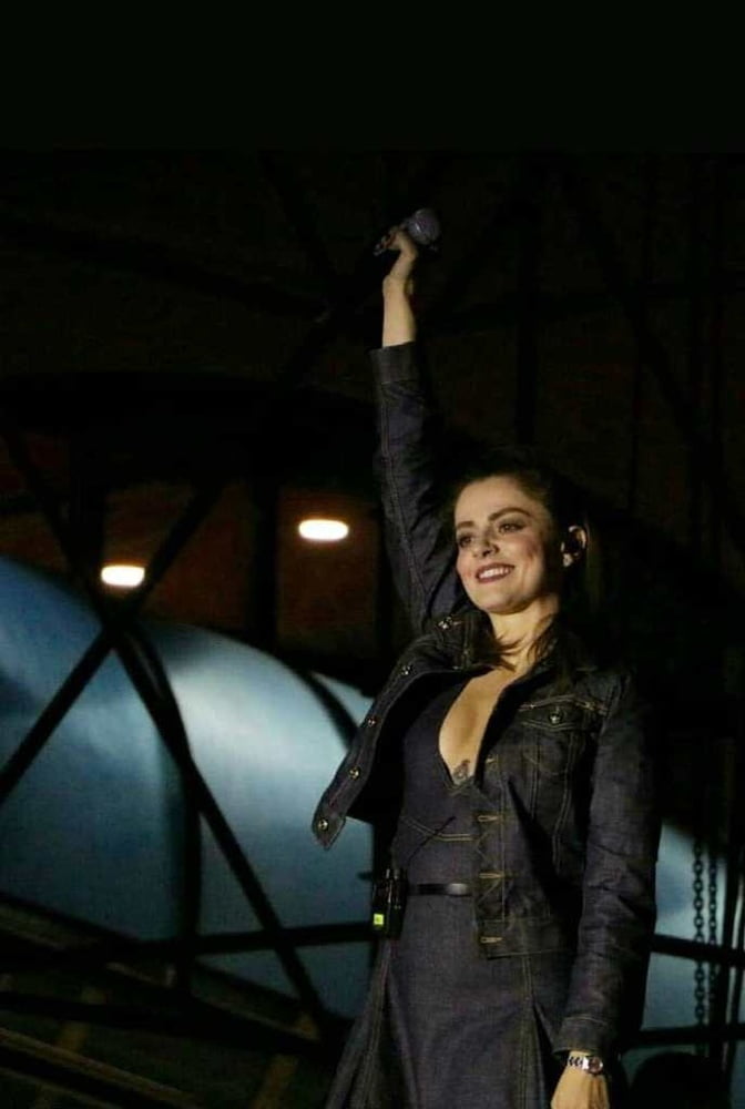 Annalisa scarrone
 #96294934