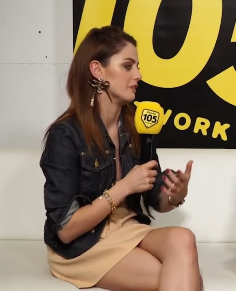 Annalisa scarrone
 #96294992