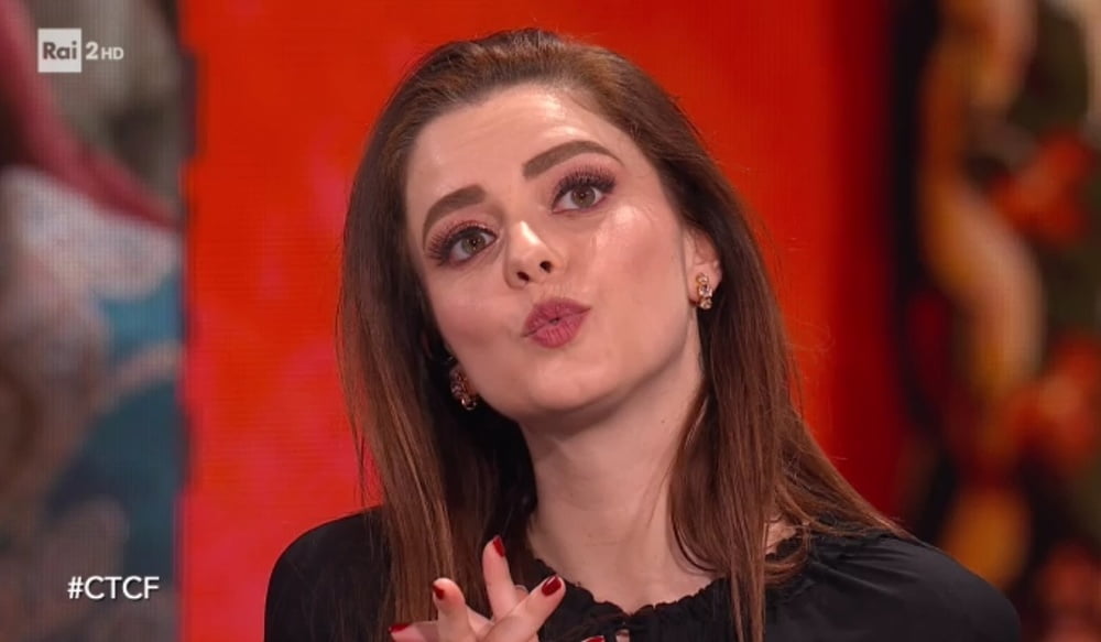 Annalisa scarrone
 #96295024