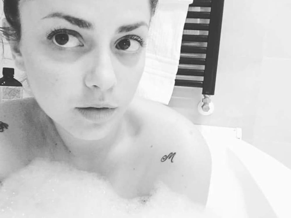 Annalisa scarrone
 #96295069