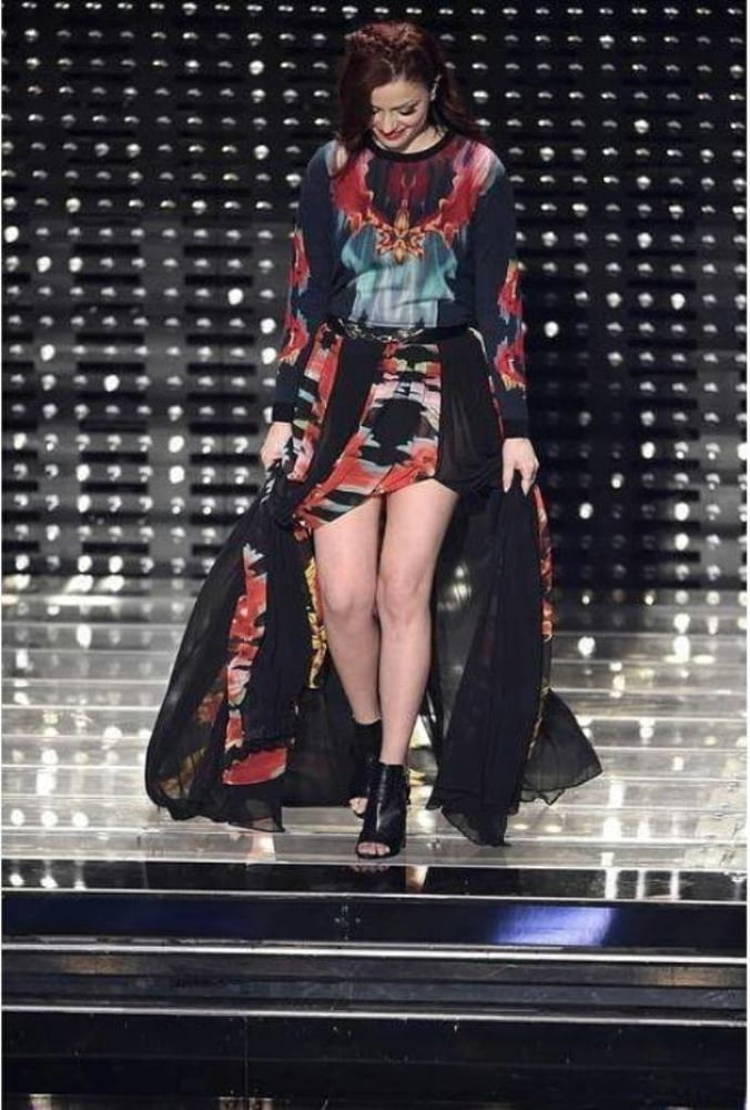 Annalisa scarrone
 #96295113