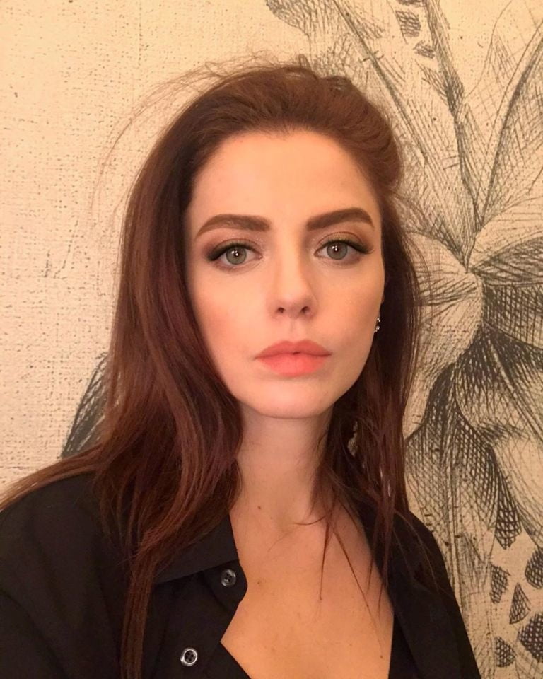 Annalisa scarrone
 #96295142