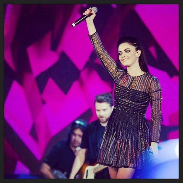 Annalisa scarrone
 #96295266