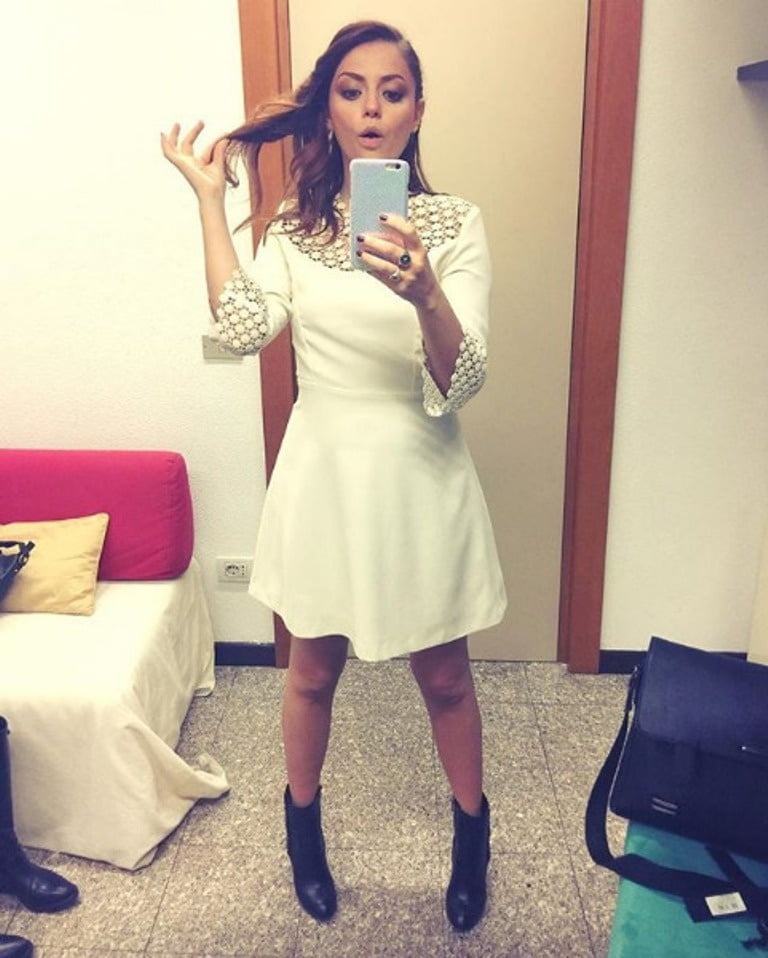 Annalisa scarrone
 #96295332