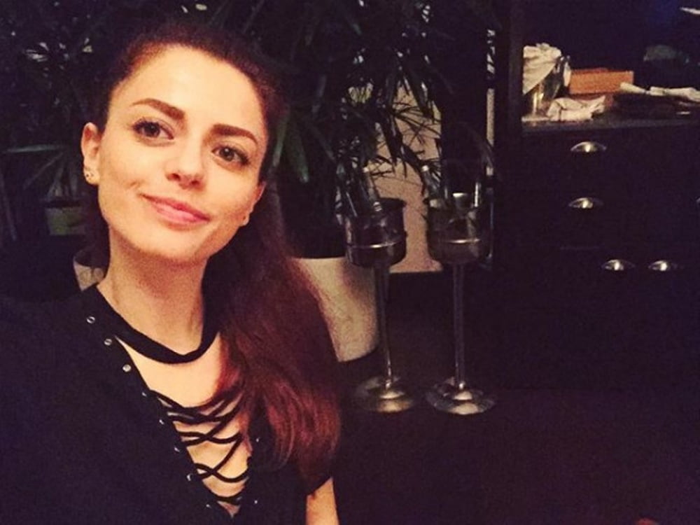 Annalisa scarrone
 #96295348