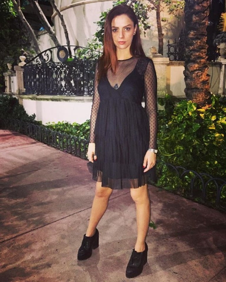 Annalisa scarrone
 #96295350