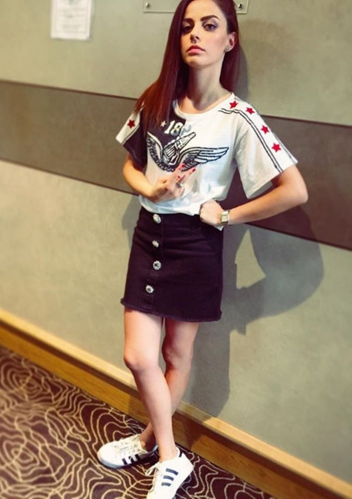 Annalisa scarrone
 #96295365