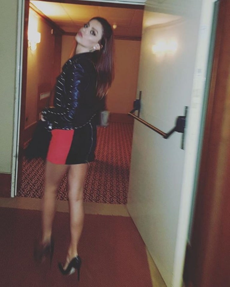 Annalisa scarrone
 #96295379