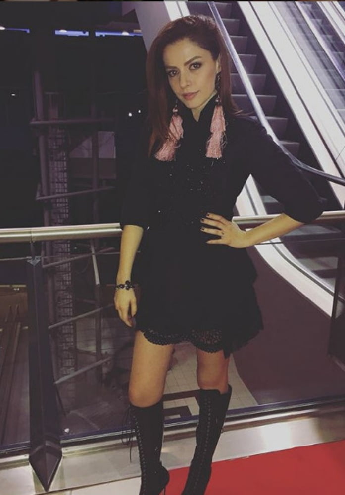 Annalisa scarrone
 #96295413