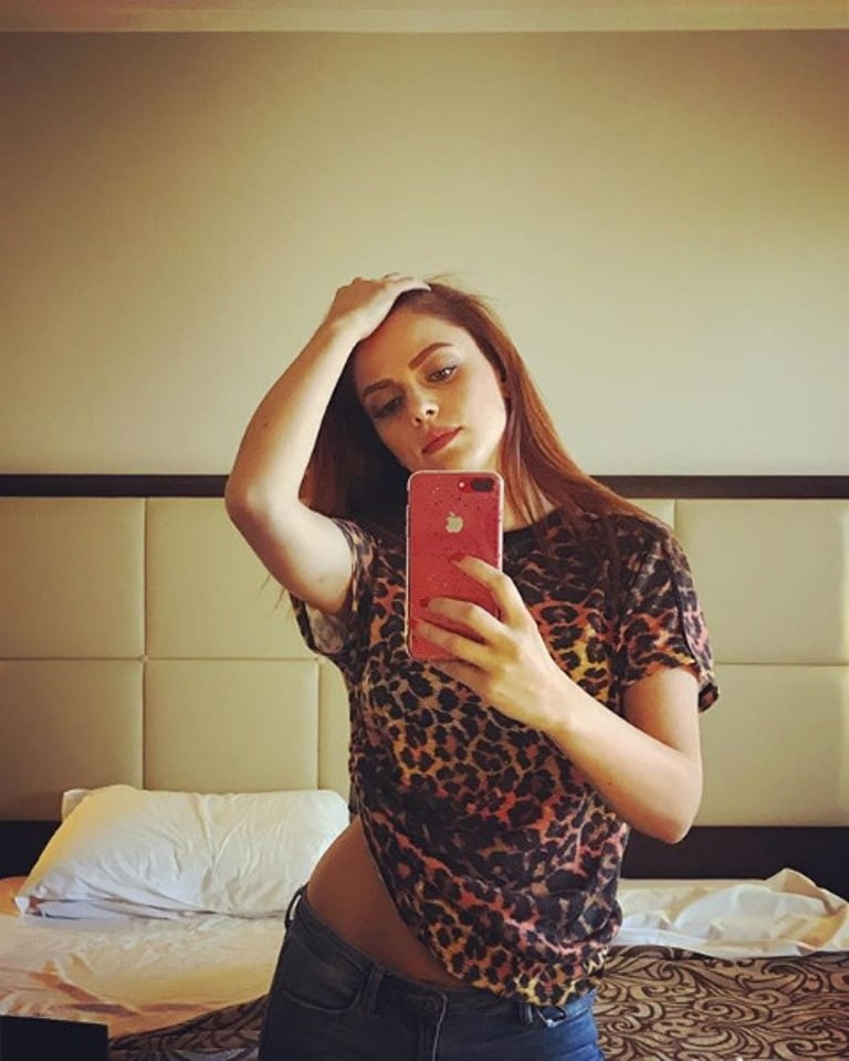 Annalisa scarrone
 #96295435