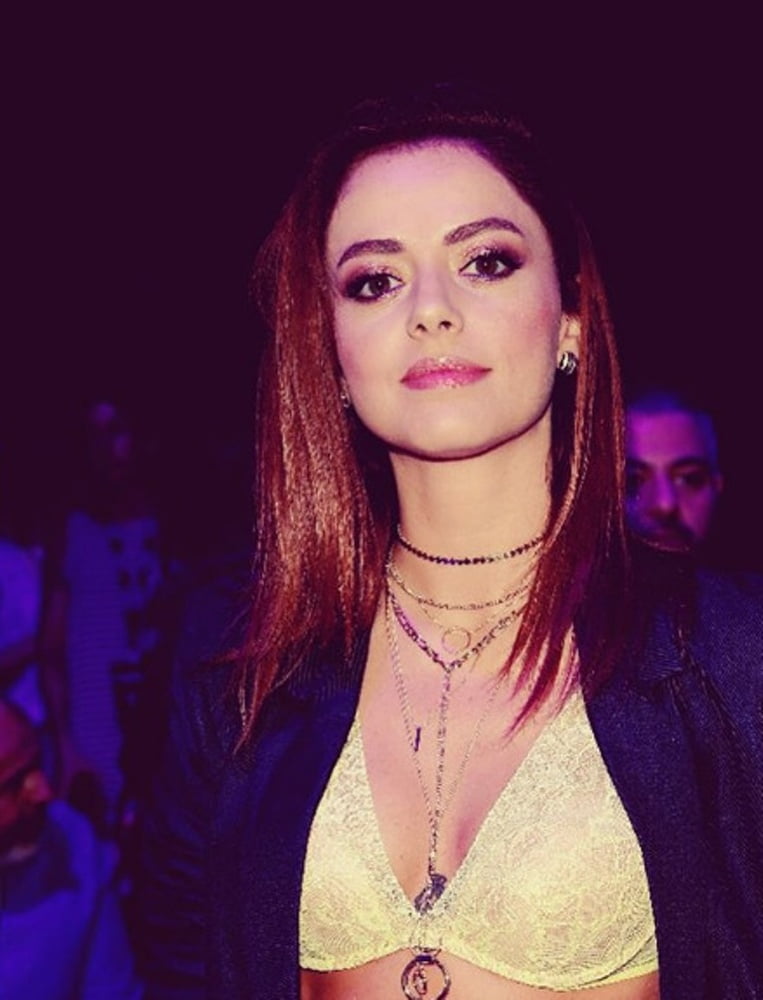 Annalisa scarrone
 #96295461