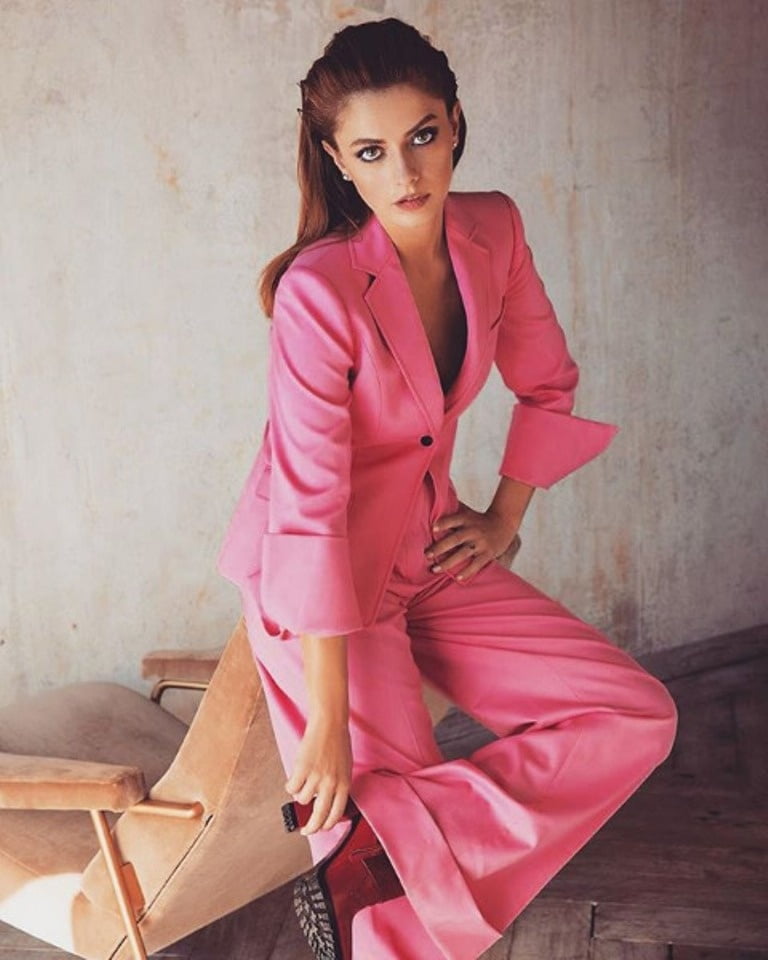 Annalisa scarrone
 #96295511