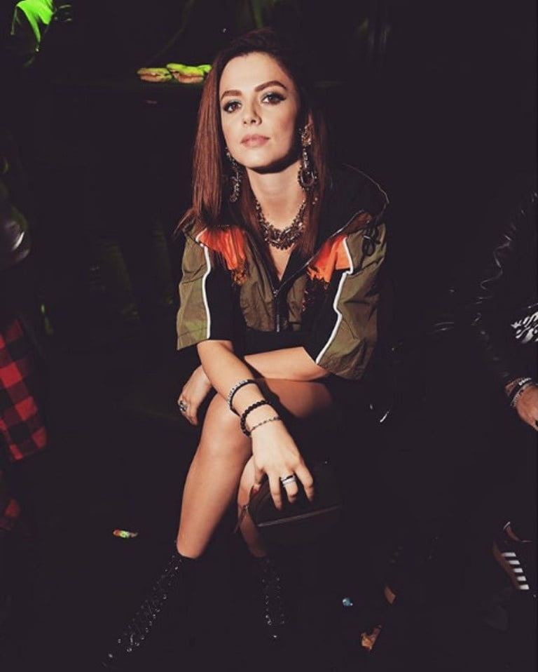 Annalisa scarrone
 #96295526