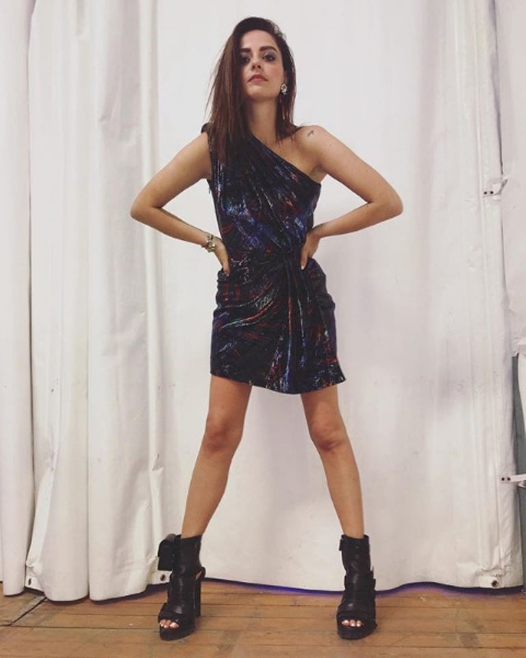 Annalisa scarrone
 #96295636