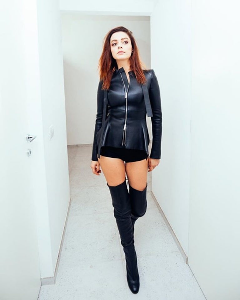 Annalisa scarrone
 #96295680