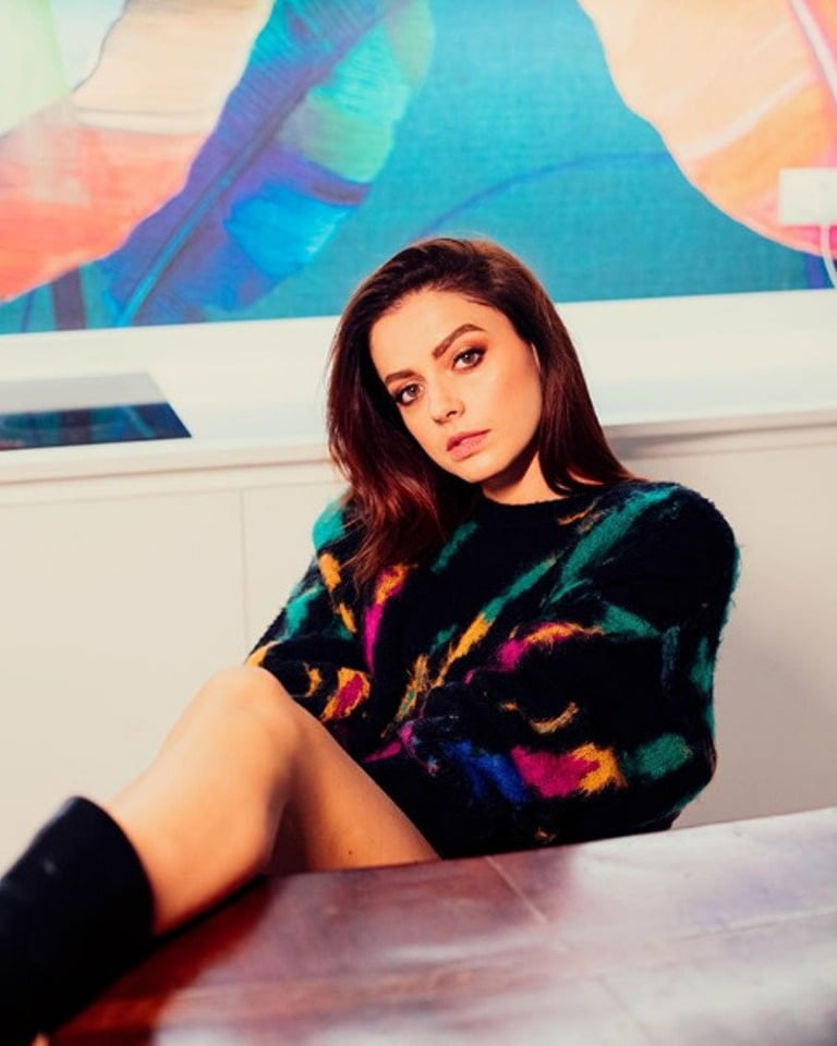 Annalisa scarrone
 #96295698