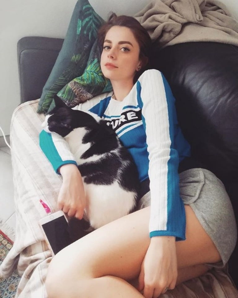 Annalisa scarrone
 #96295707