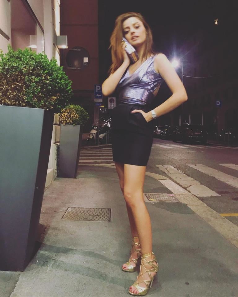 Annalisa scarrone
 #96295728