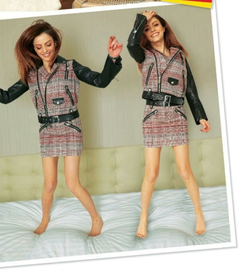 Annalisa scarrone
 #96295734