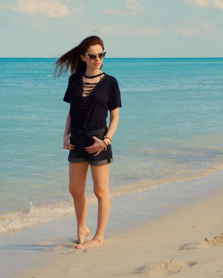 Annalisa scarrone
 #96295751