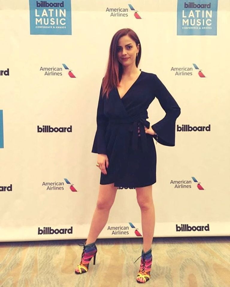 Annalisa scarrone
 #96295753