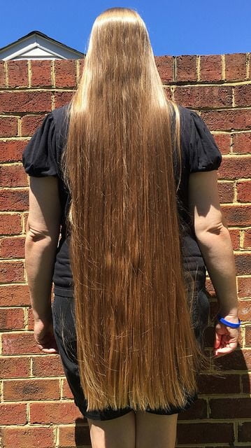 Pasión y belleza de pelo largo
 #93689006