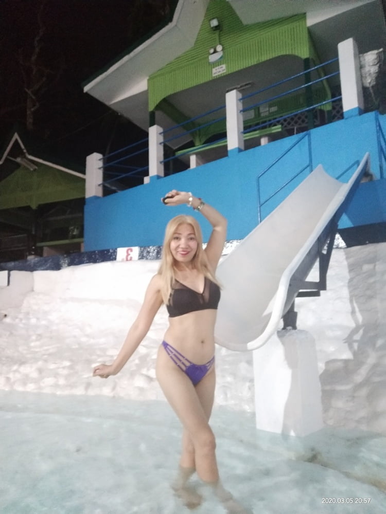 Bianca marcos - bionda sexy matura modello di fitness al resort
 #103426509