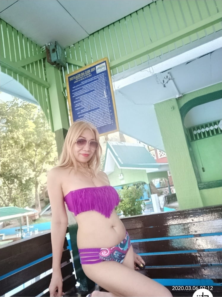 Bianca marcos - blonde sexy modèle de fitness mature à la station balnéaire
 #103426595