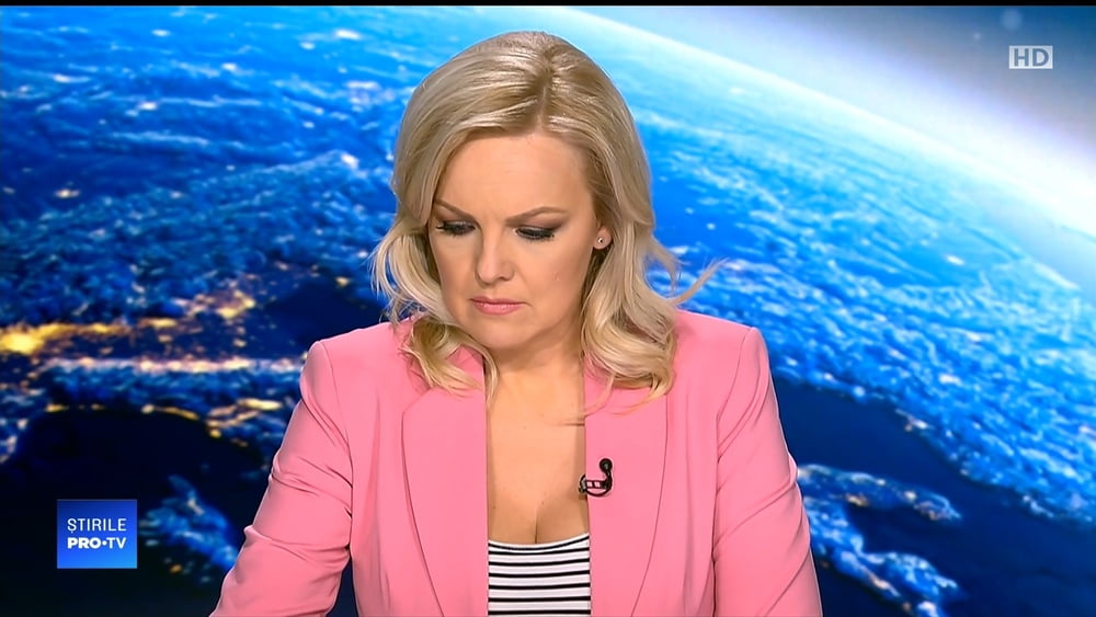 oana andoni #92499833