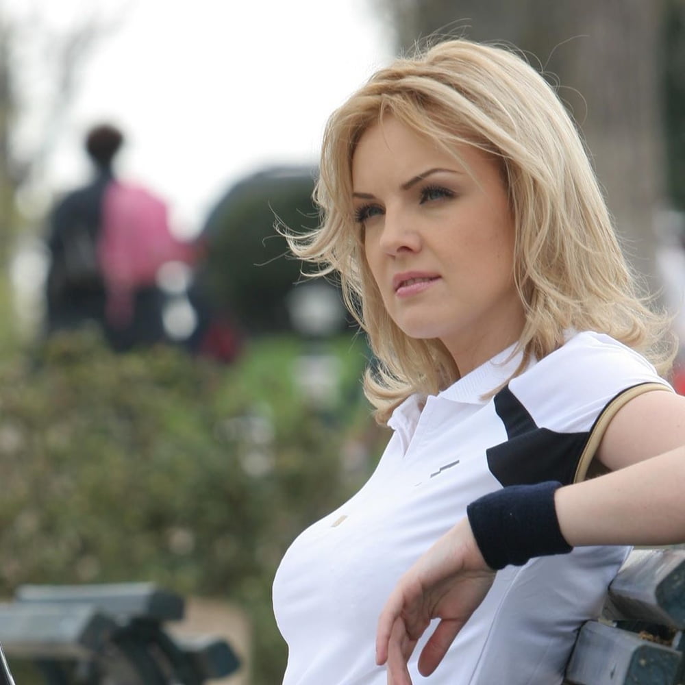 oana andoni #92499851