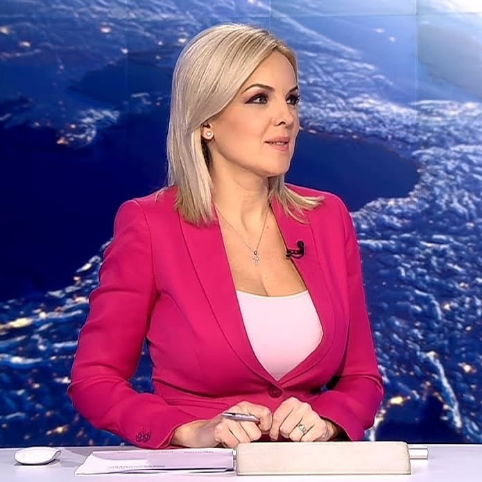 oana andoni #92499871