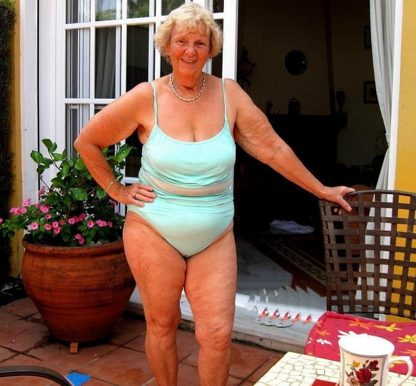 Las abuelas son las mejores amigas
 #95386998